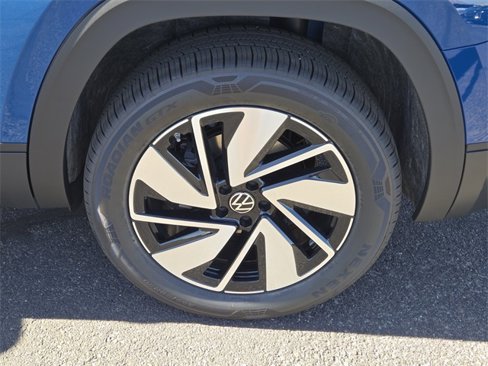 New 2026 Volkswagen Atlas SE image 5