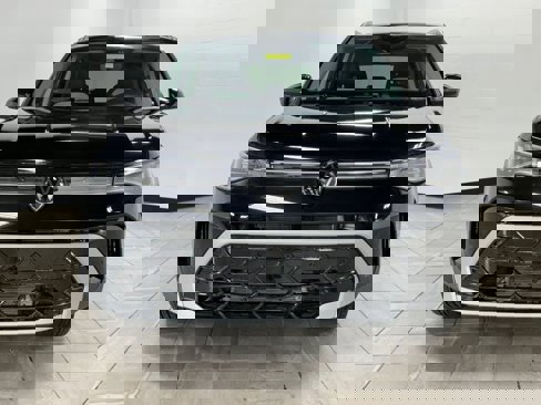 New 2025 Volkswagen Taos SEL image 2