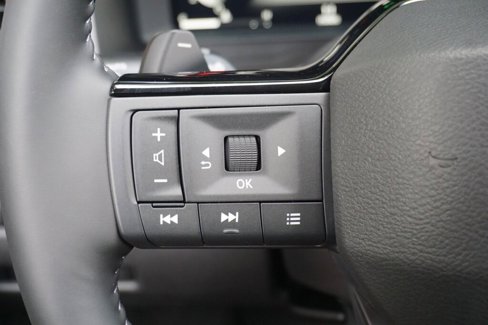 New 2026 Nissan Rogue Platinum image 21