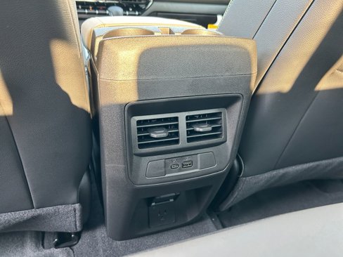 New 2026 Chevrolet Colorado ZR2 w/ Technology Package image 36