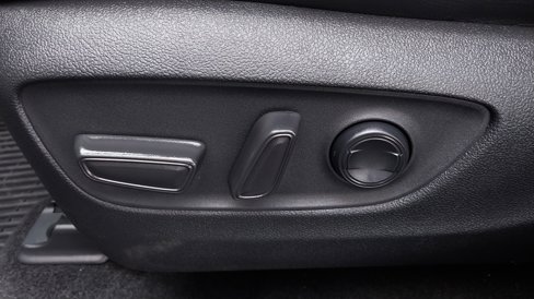 Used 2024 Toyota Highlander XLE image 21