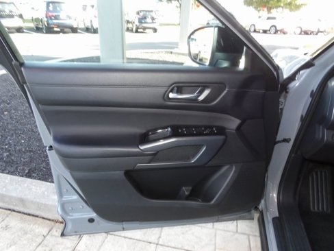 Certified 2024 Nissan Pathfinder SL w/ SL Premium Package image 26