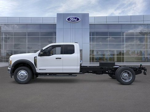 New 2025 Ford F550 4x4 Supercab Super Duty image 3