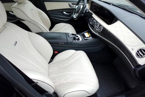Used 2020 Mercedes-Benz S 63 AMG 4MATIC Sedan w/ Warmth & Comfort Package image 11