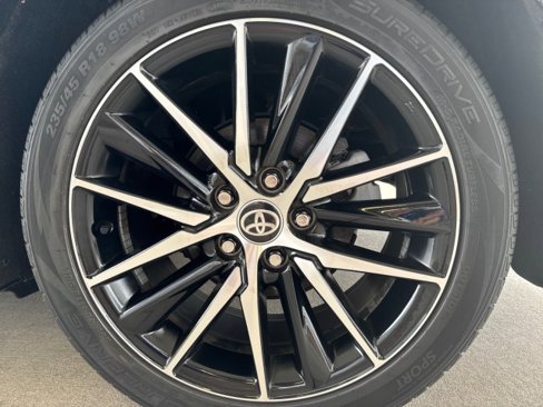Used 2024 Toyota Camry SE image 5