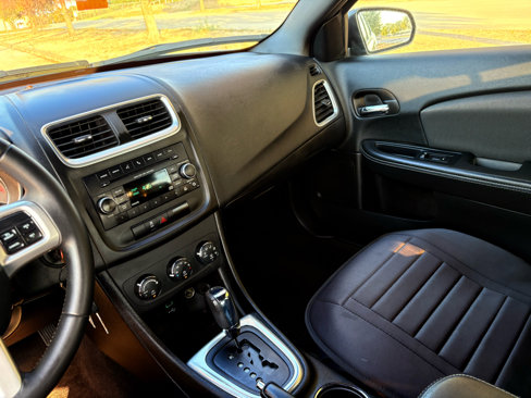 Used 2013 Dodge Avenger SXT w/ Rallye Appearance Group image 31
