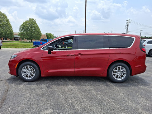 New 2025 Chrysler Pacifica Select w/ Uconnect Theater Family Group image 5