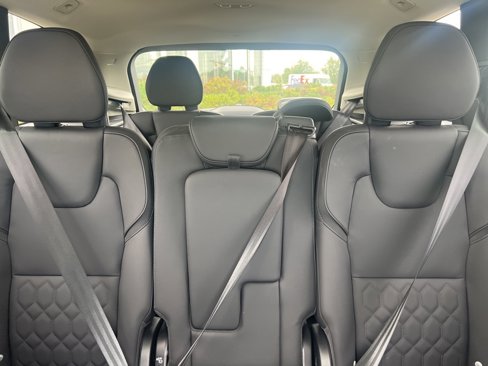 Used 2025 Volvo XC90 B5 Plus image 21