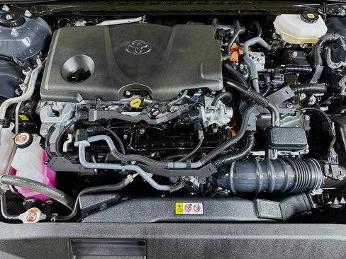 Used 2025 Toyota Camry SE image 31