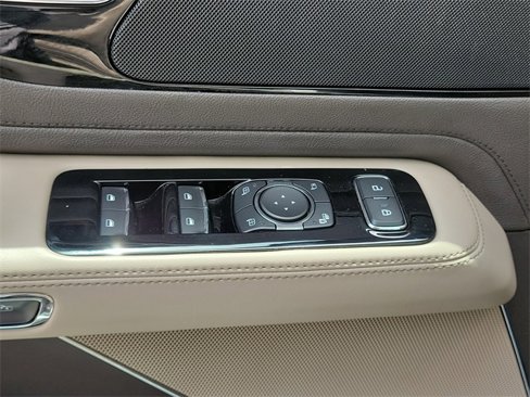 Certified 2023 Lincoln Aviator 2WD image 29