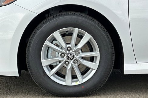 New 2026 Toyota Camry LE image 24