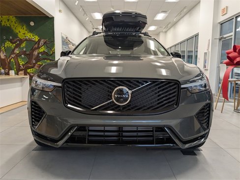 New 2026 Volvo XC60 T8 Ultra image 9