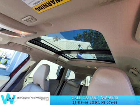 Used 2011 Volvo XC60 T6 image 10