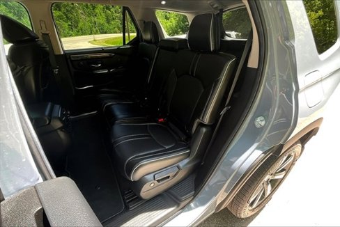 Used 2025 Honda Pilot Elite image 22