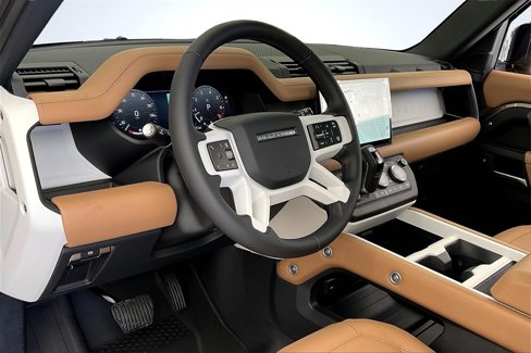New 2025 Land Rover Defender 90 X-Dynamic SE image 6