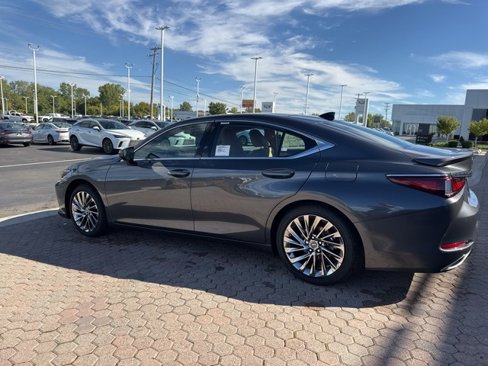 New 2025 Lexus ES 350 Luxury w/ Accessory Package (Z2) image 12