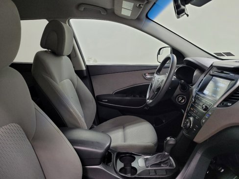 Used 2017 Hyundai Santa Fe SE image 21