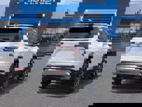 New 2026 Chevrolet Equinox LT w/ Convenience Package II image 4