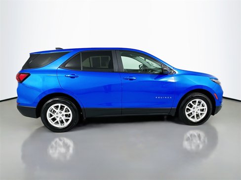 Used 2024 Chevrolet Equinox LS image 9