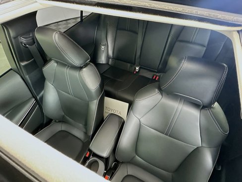 Certified 2025 Toyota Corolla XLE image 21