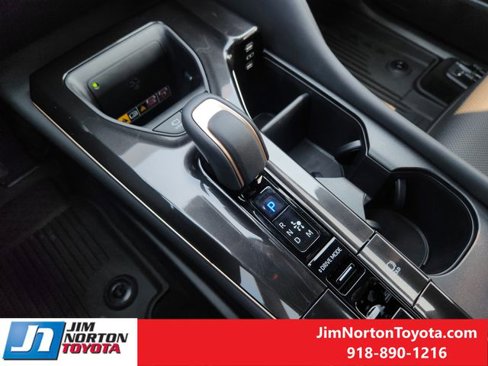 Used 2026 Toyota Crown Platinum image 22