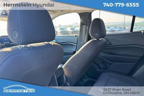 Used 2025 Chevrolet Trax LS w/ LS Convenience Package image 22