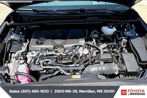 Used 2025 Toyota Camry XLE image 8