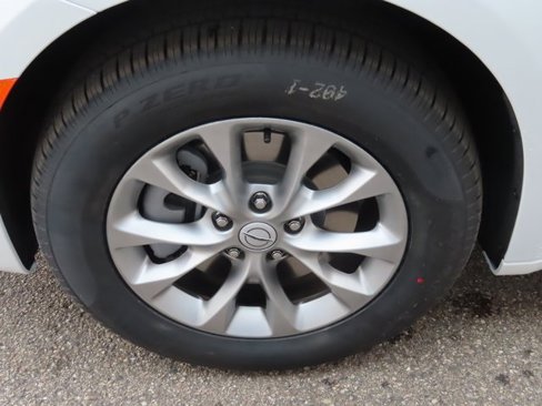 New 2026 Chrysler Pacifica Select image 15
