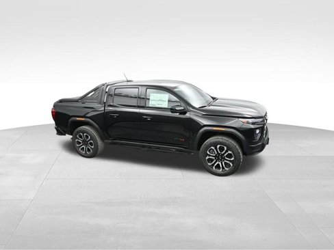 New 2025 GMC Canyon AT4 w/ Nightfall Edition image 31