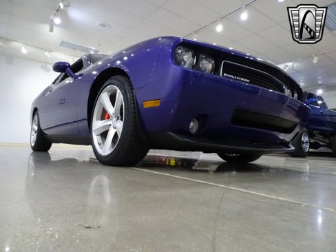 Used 2010 Dodge Challenger SRT8 w/ SRT Option Group II image 9