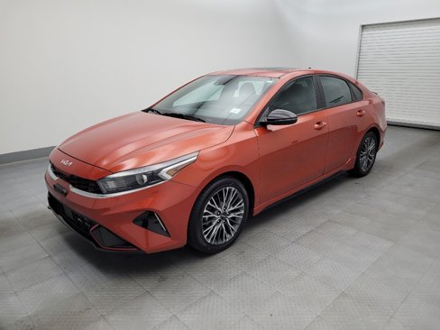 Used 2022 Kia Forte GT-Line w/ GT-Line Premium Package image 2
