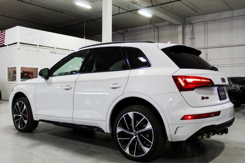 Used 2023 Audi SQ5 Premium Plus image 2