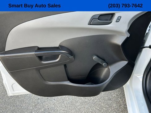Used 2020 Chevrolet Sonic LT image 13