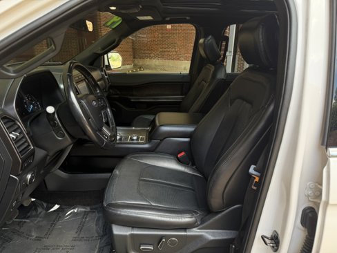 Used 2019 Ford Expedition Limited w/ Equipment Group 302A image 16