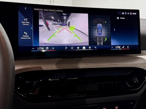 Used 2025 BMW 430i Coupe image 4