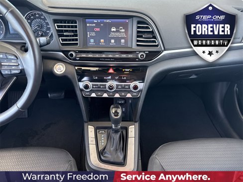 Used 2020 Hyundai Elantra Limited w/ Cargo Package (C1) image 14