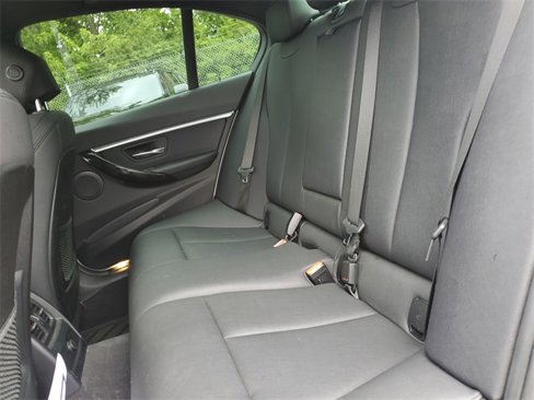 Used 2018 BMW 330i xDrive Sedan w/ Convenience Package image 26