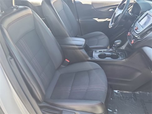 Used 2022 Chevrolet Equinox RS image 10