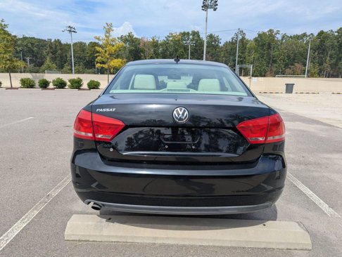 Used 2013 Volkswagen Passat Wolfsburg Edition image 7