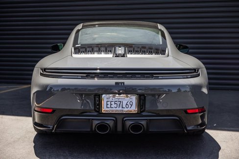 Certified 2025 Porsche 911 Carrera GTS image 8