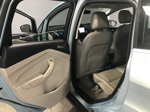 Used 2013 Ford C-MAX SEL image 12