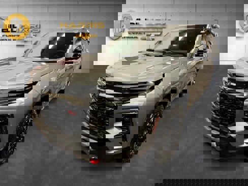 New 2026 Chevrolet Traverse Z71 w/ Enhanced Driving Package image 1