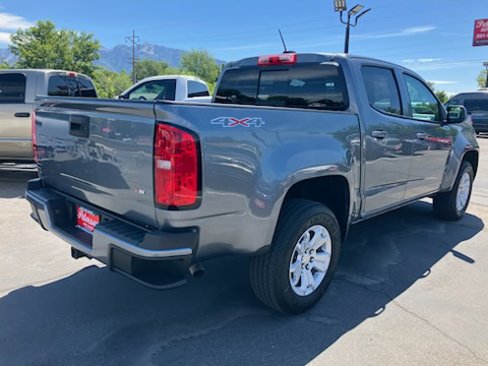 Used 2022 Chevrolet Colorado LT w/ Luxury Package image 4