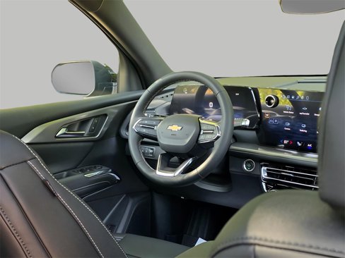 New 2026 Chevrolet Traverse LT w/ Sun and Wheel Package image 14