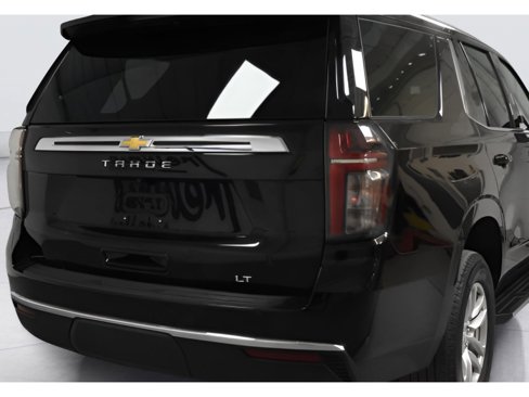 Used 2023 Chevrolet Tahoe LT image 3