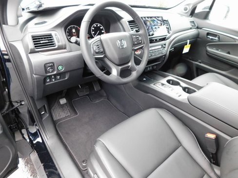 New 2025 Honda Ridgeline RTL image 18