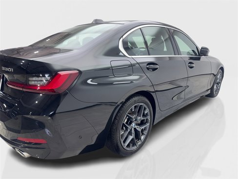 Used 2025 BMW 330i Sedan image 13