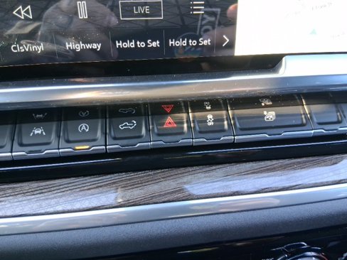 New 2026 GMC Sierra 1500 Elevation image 18