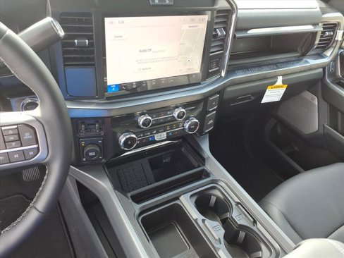 New 2026 Ford F350 Lariat image 16