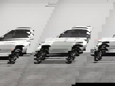 New 2025 Jeep Grand Cherokee Limited image 3